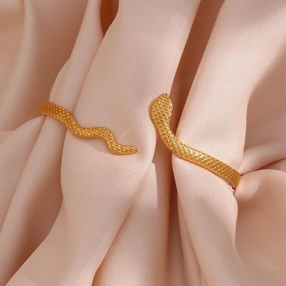 Texture Snake Gold Bangle Bracelet - Zafinne Jewelry