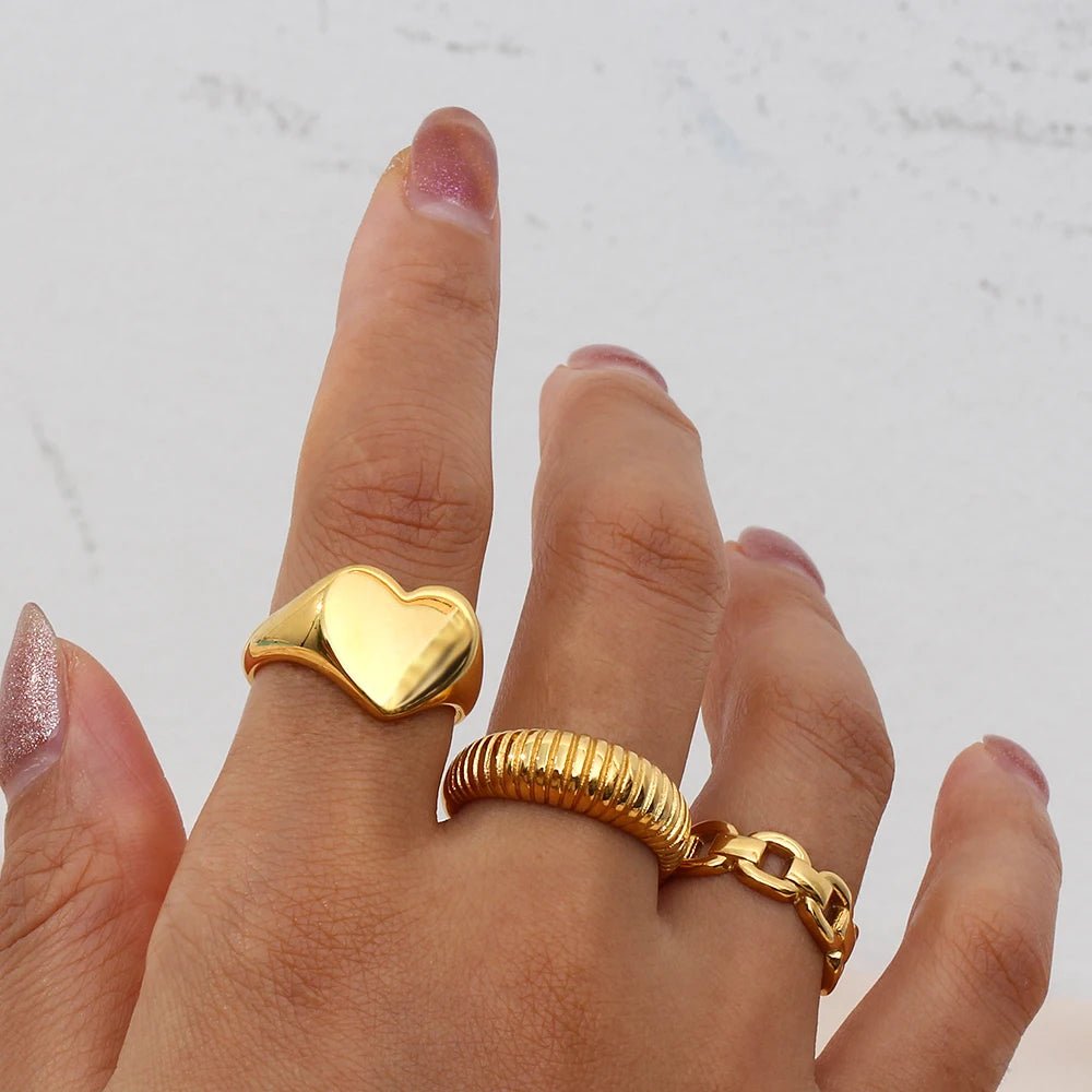 Wide Heart Ring - Zafinne Jewelry